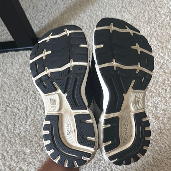 Brooks Ghost Black and Gray Athletic Shoes - Picture 5 of 5